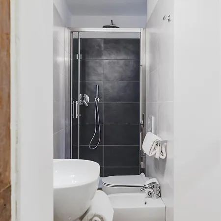 Domus Degli Angeli アパート